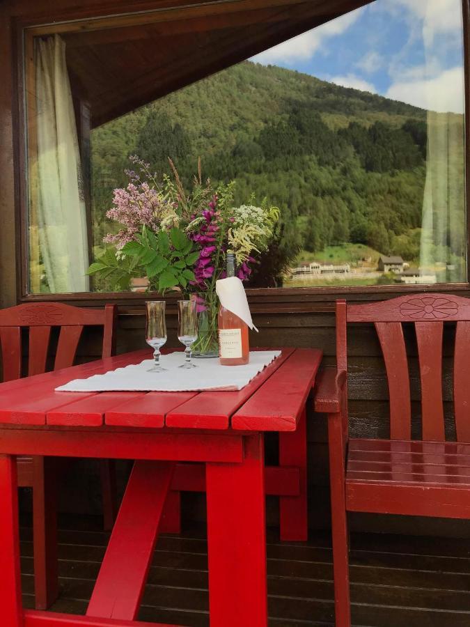 Nesheim Hytter & Camping Bjordal  Buitenkant foto