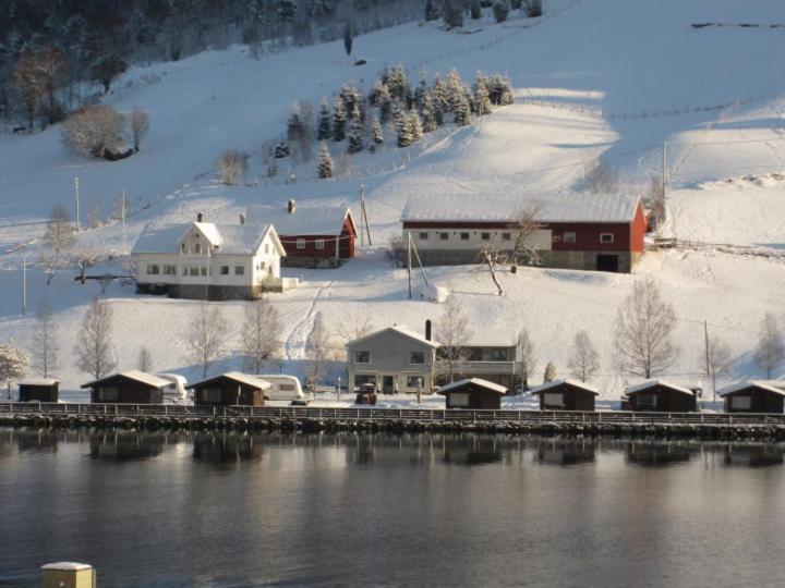 Nesheim Hytter & Camping Bjordal  Buitenkant foto